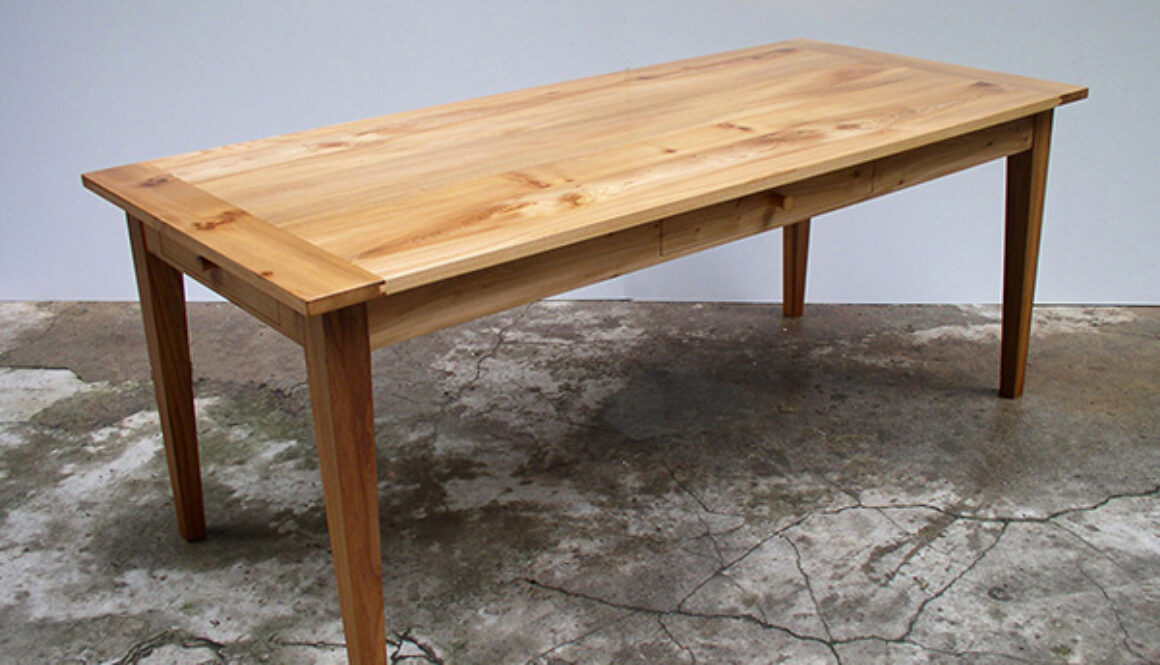 Cheviot table by Titus Davies